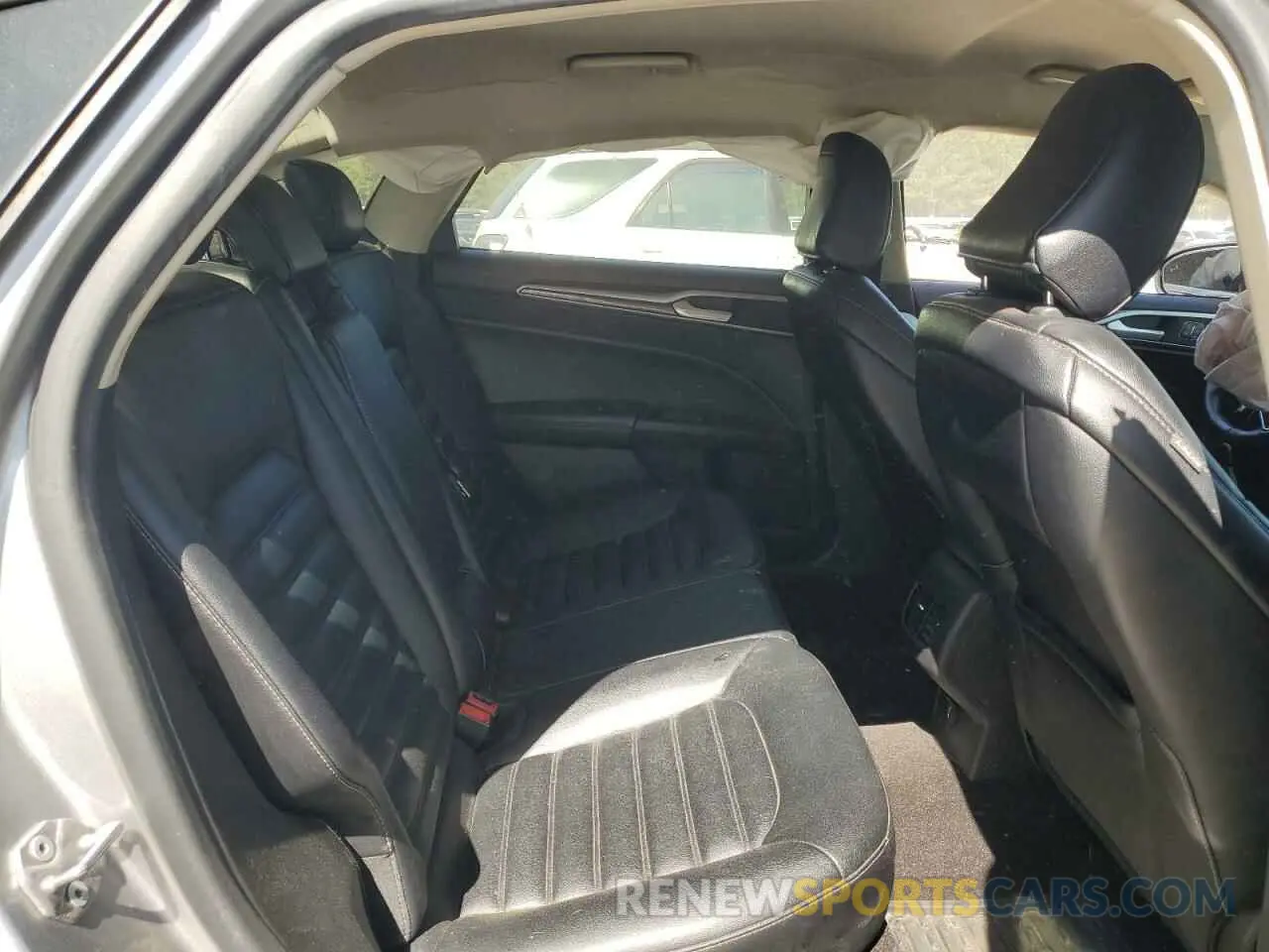 10 Фотография поврежденного автомобиля 3FA6P0CD9LR208103 FORD FUSION 2020