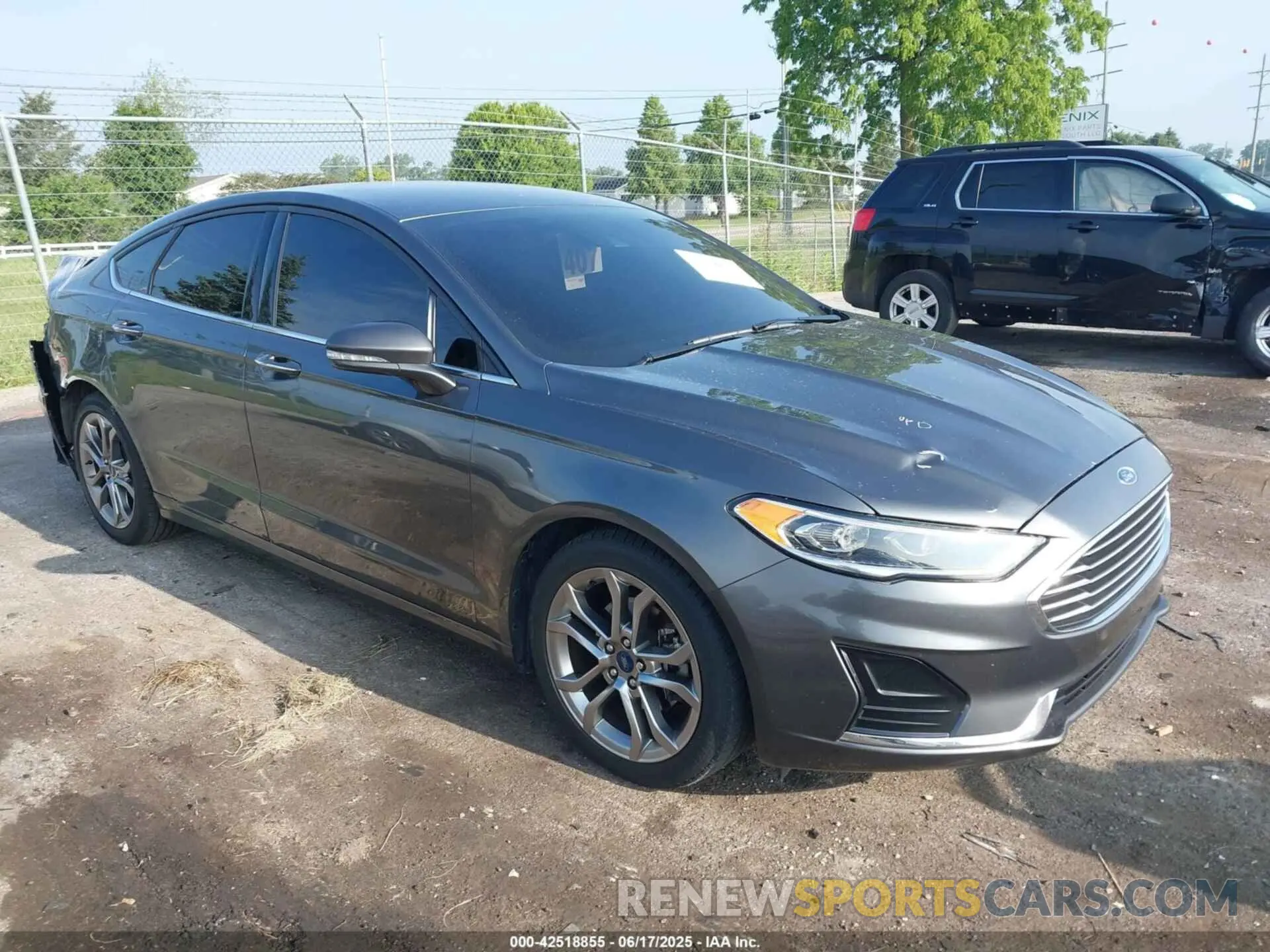 1 Фотография поврежденного автомобиля 3FA6P0CD9LR229470 FORD FUSION 2020