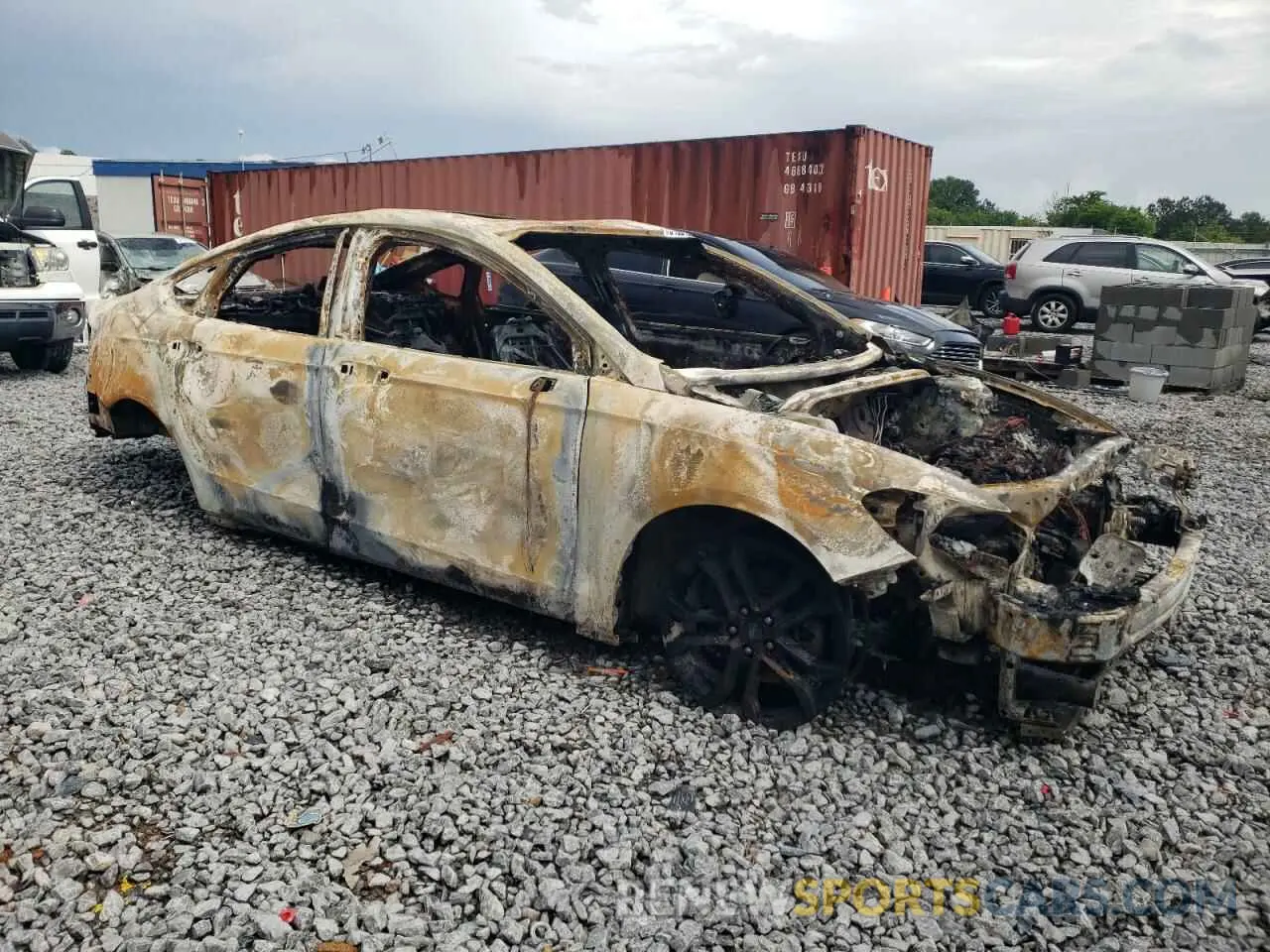 4 Фотография поврежденного автомобиля 3FA6P0CDXLR133637 FORD FUSION 2020