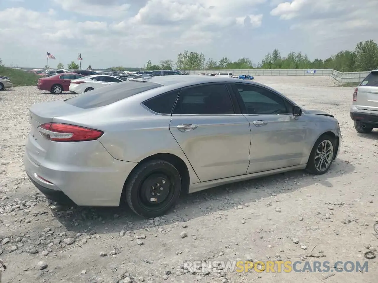 3 Photograph of a damaged car 3FA6P0CDXLR193210 FORD FUSION 2020