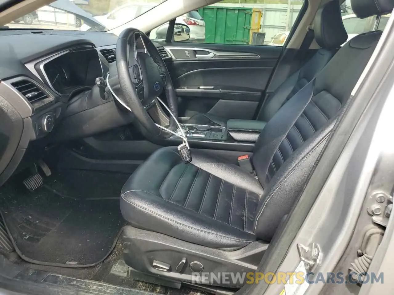 7 Фотография поврежденного автомобиля 3FA6P0CDXLR193322 FORD FUSION 2020