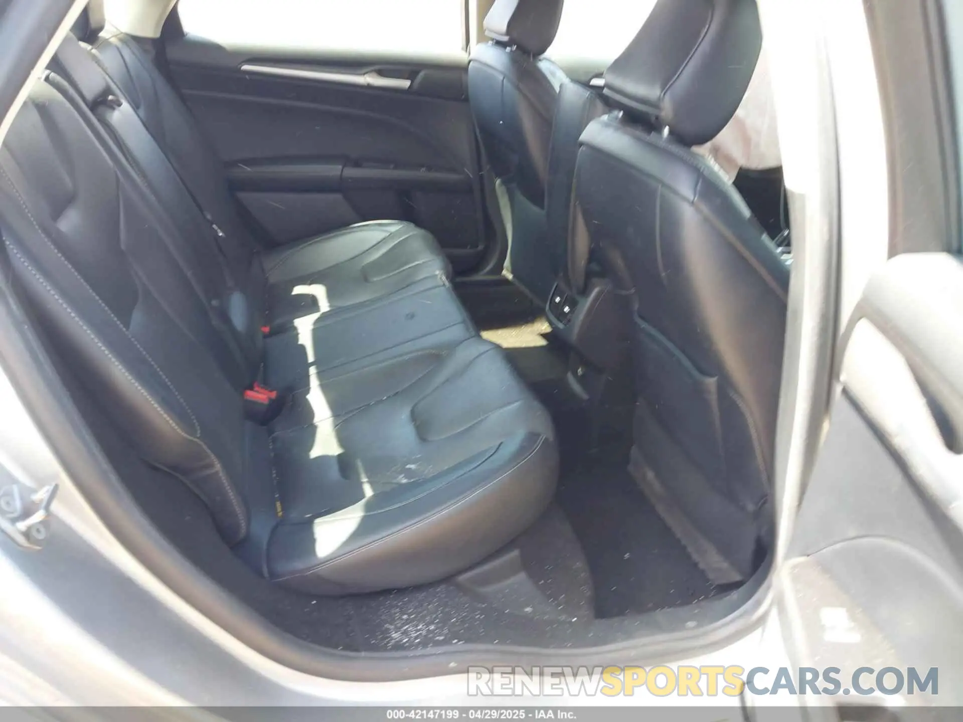 8 Фотография поврежденного автомобиля 3FA6P0D92LR136722 FORD FUSION 2020