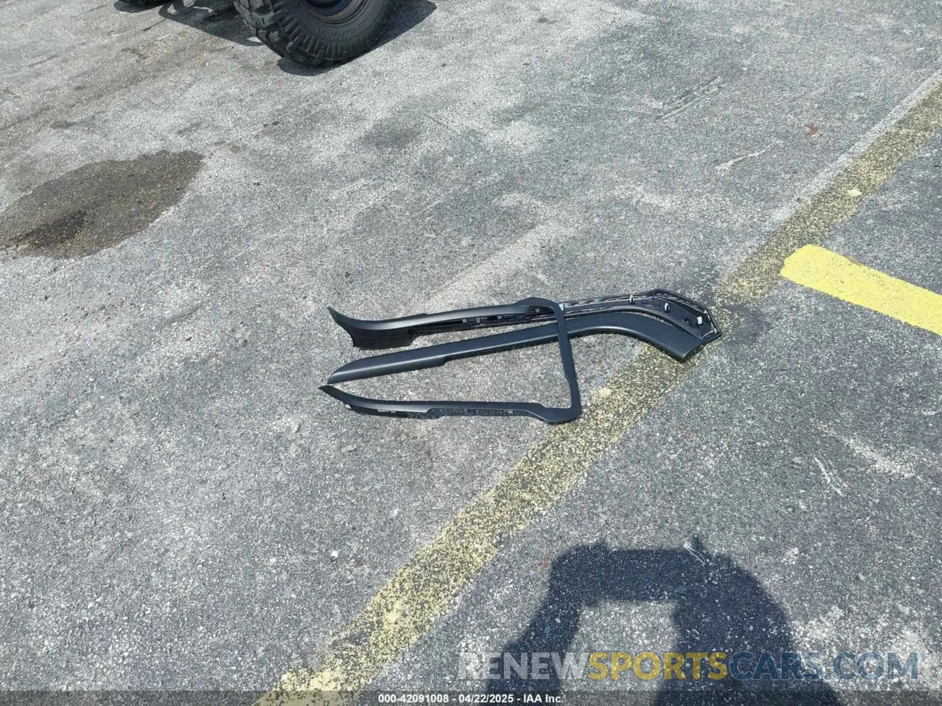 12 Photograph of a damaged car 3FA6P0D93LR117287 FORD FUSION 2020