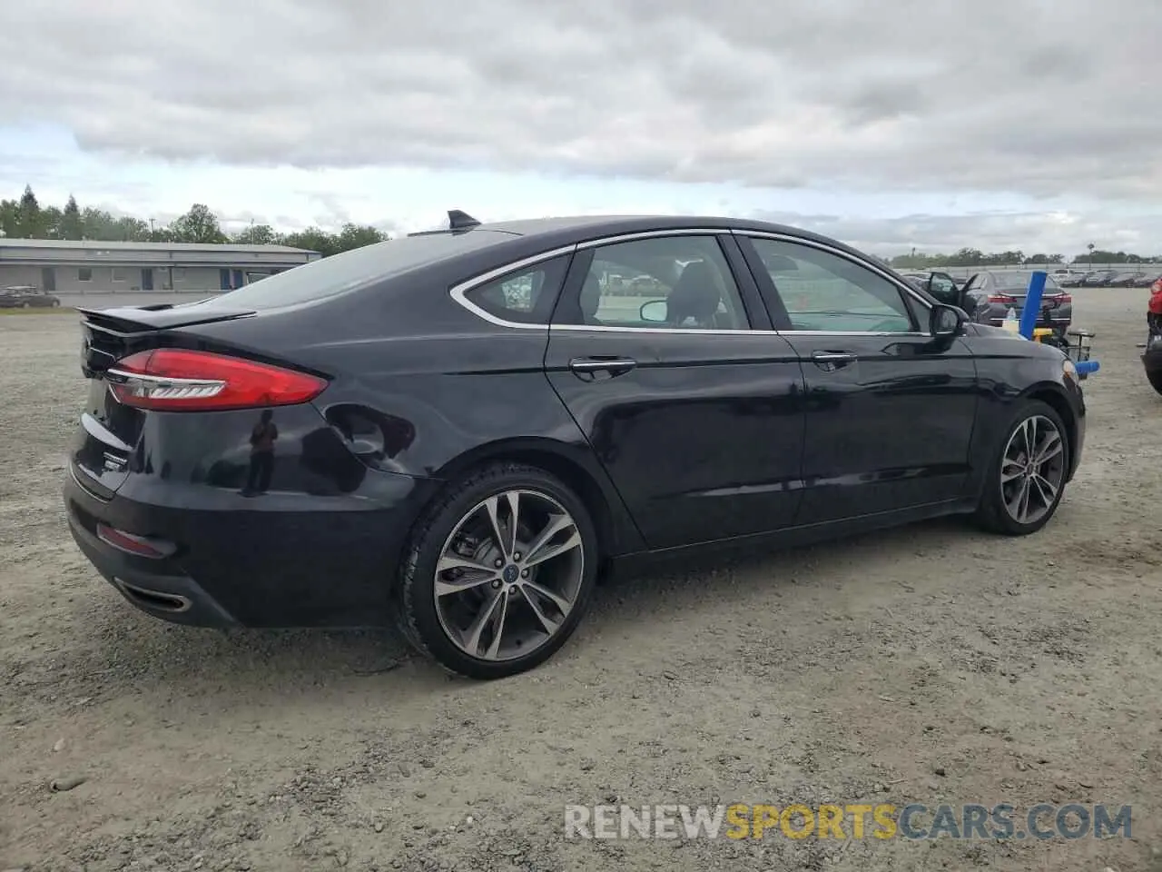 3 Photograph of a damaged car 3FA6P0D93LR205482 FORD FUSION 2020