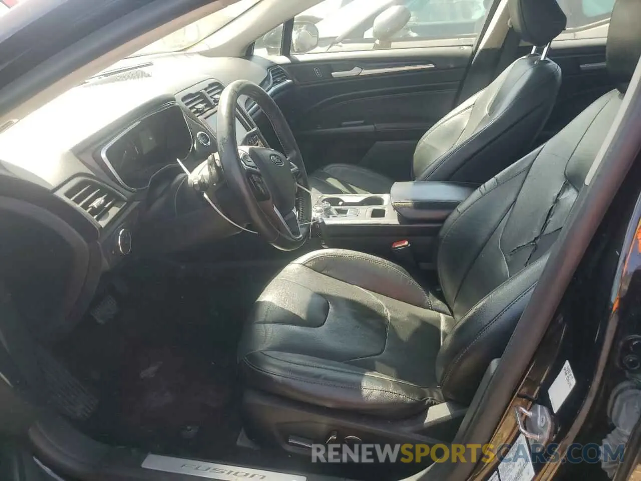 7 Photograph of a damaged car 3FA6P0D93LR205482 FORD FUSION 2020