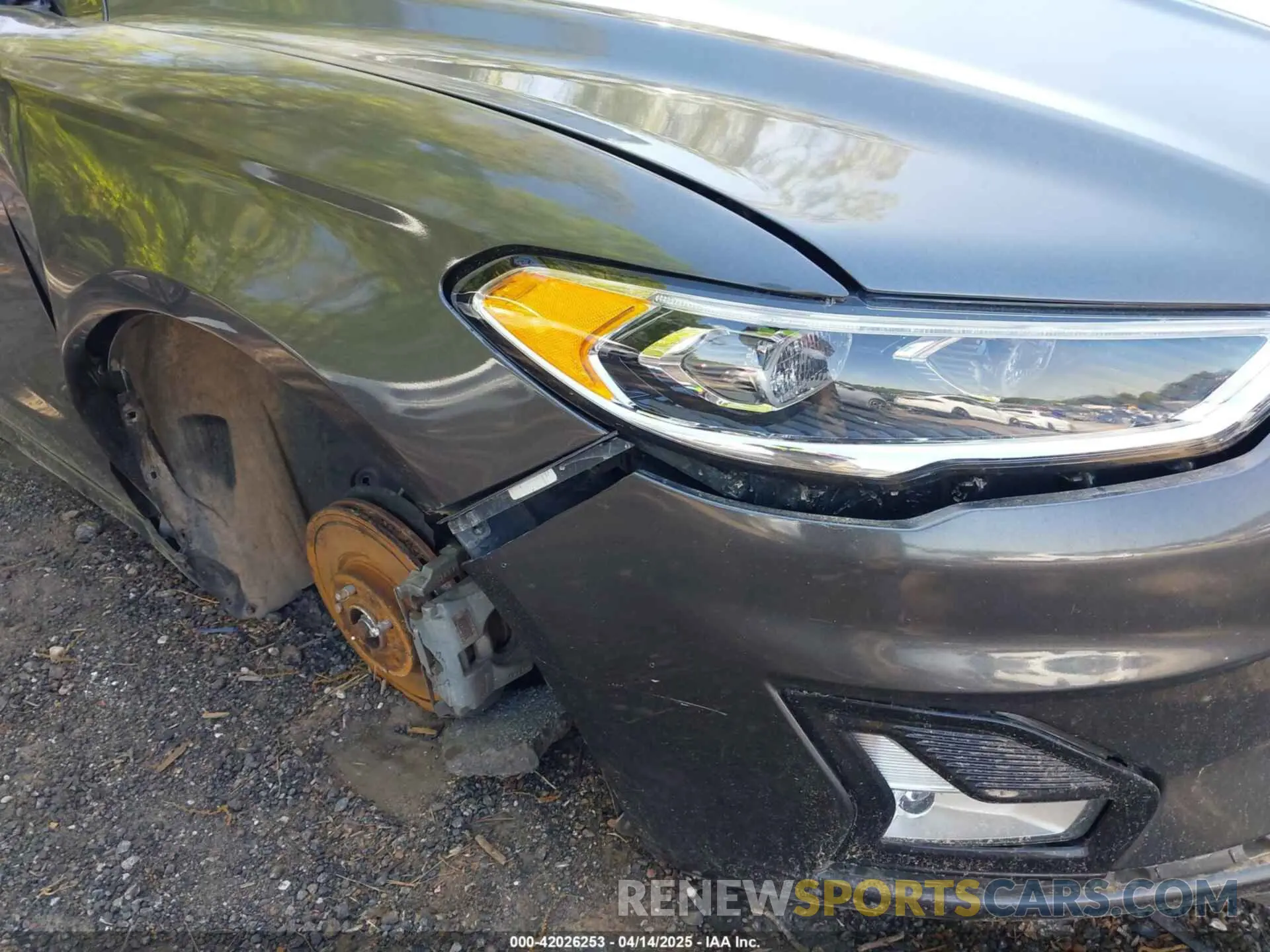 18 Photograph of a damaged car 3FA6P0D94LR151464 FORD FUSION 2020