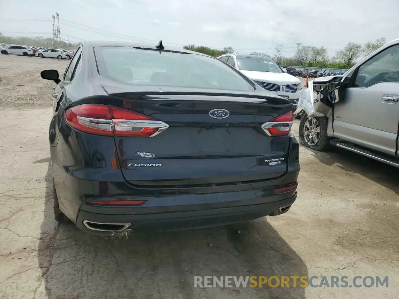 6 Фотография поврежденного автомобиля 3FA6P0D95LR193335 FORD FUSION 2020