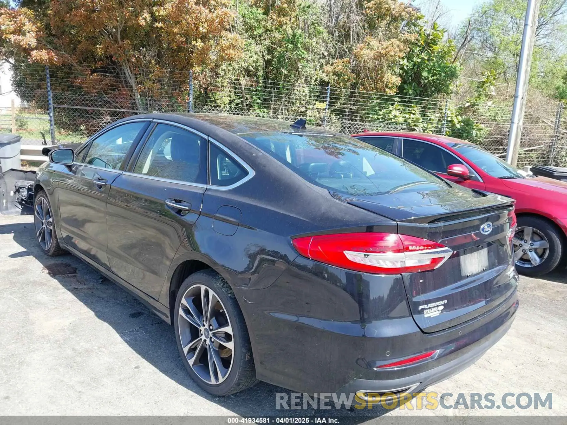3 Фотография поврежденного автомобиля 3FA6P0D96LR133693 FORD FUSION 2020