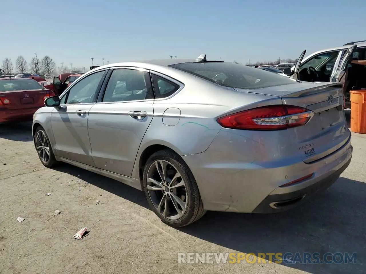 2 Фотография поврежденного автомобиля 3FA6P0D97LR192526 FORD FUSION 2020