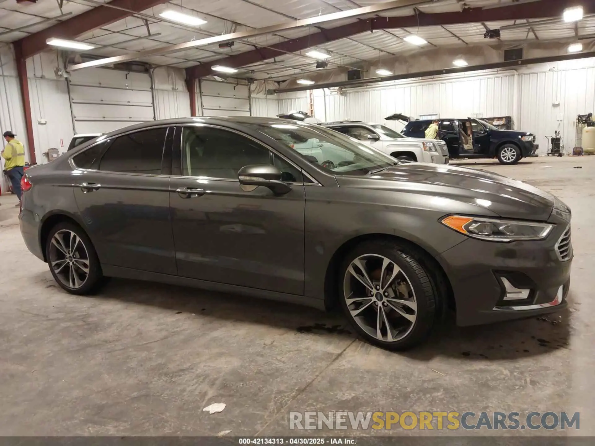 13 Фотография поврежденного автомобиля 3FA6P0D99LR116015 FORD FUSION 2020