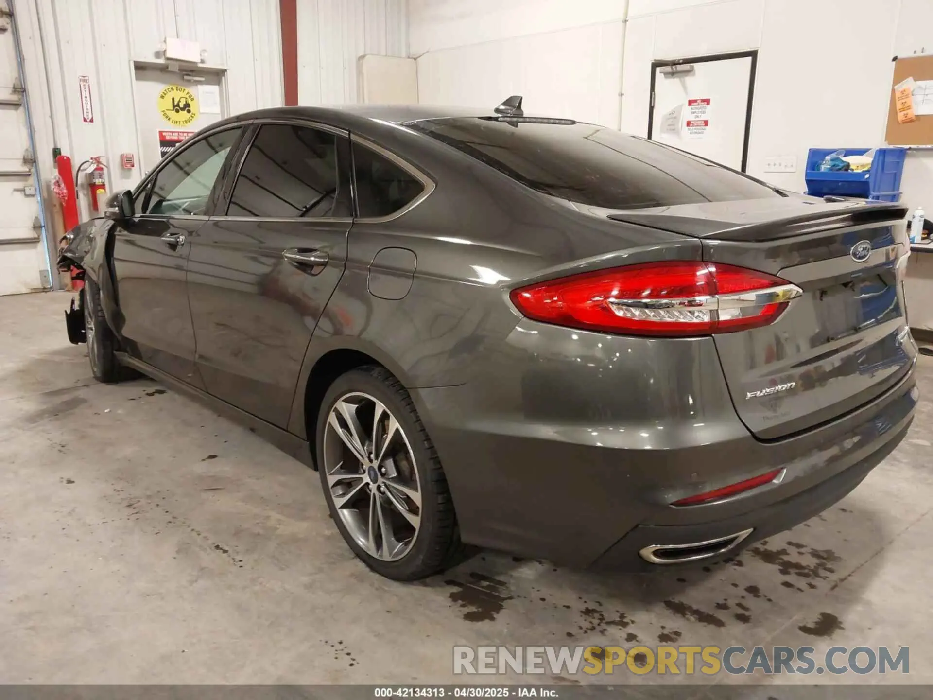 3 Фотография поврежденного автомобиля 3FA6P0D99LR116015 FORD FUSION 2020