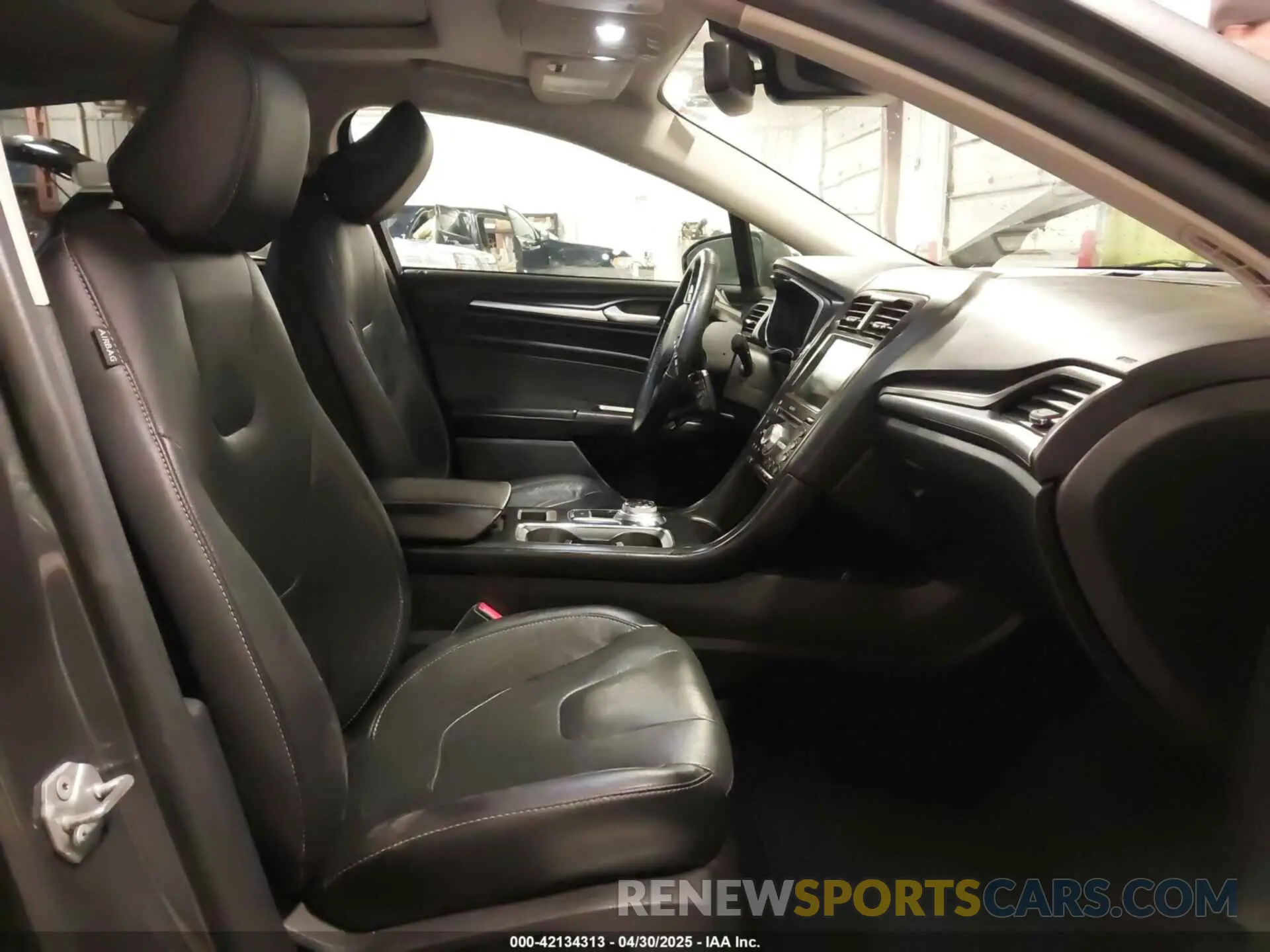 5 Фотография поврежденного автомобиля 3FA6P0D99LR116015 FORD FUSION 2020