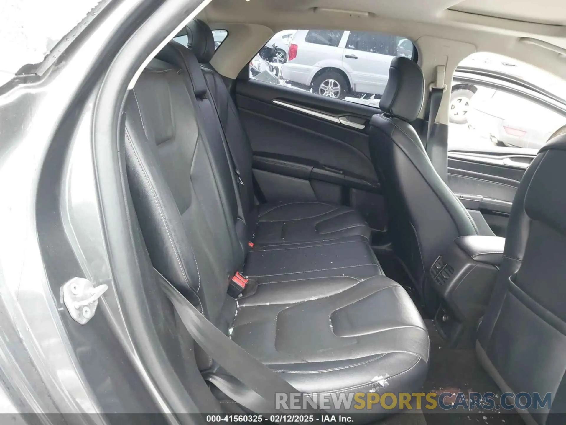 8 Photograph of a damaged car 3FA6P0D9XLR137908 FORD FUSION 2020