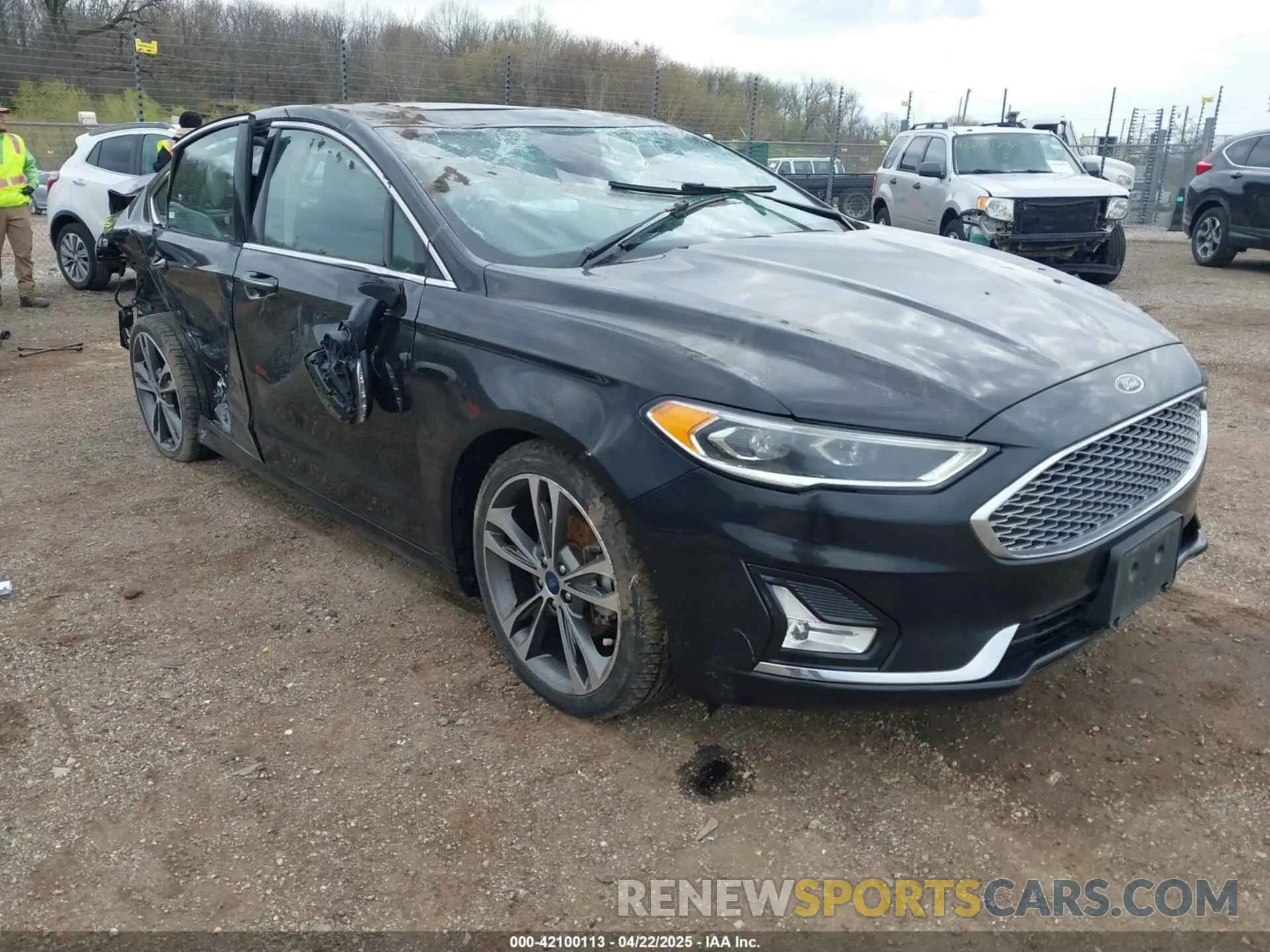 1 Фотография поврежденного автомобиля 3FA6P0D9XLR174523 FORD FUSION 2020