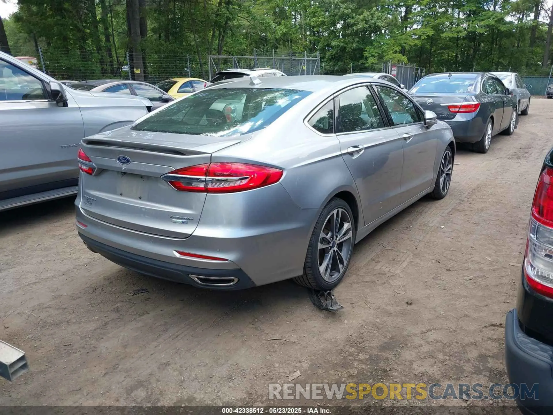4 Photograph of a damaged car 3FA6P0D9XLR174750 FORD FUSION 2020