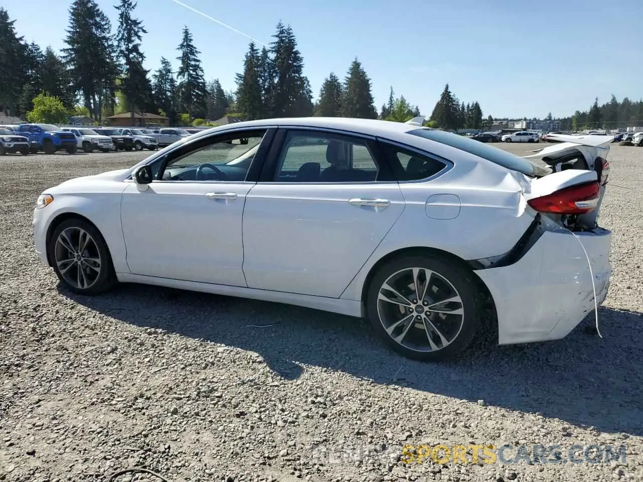 2 Фотография поврежденного автомобиля 3FA6P0D9XLR205852 FORD FUSION 2020