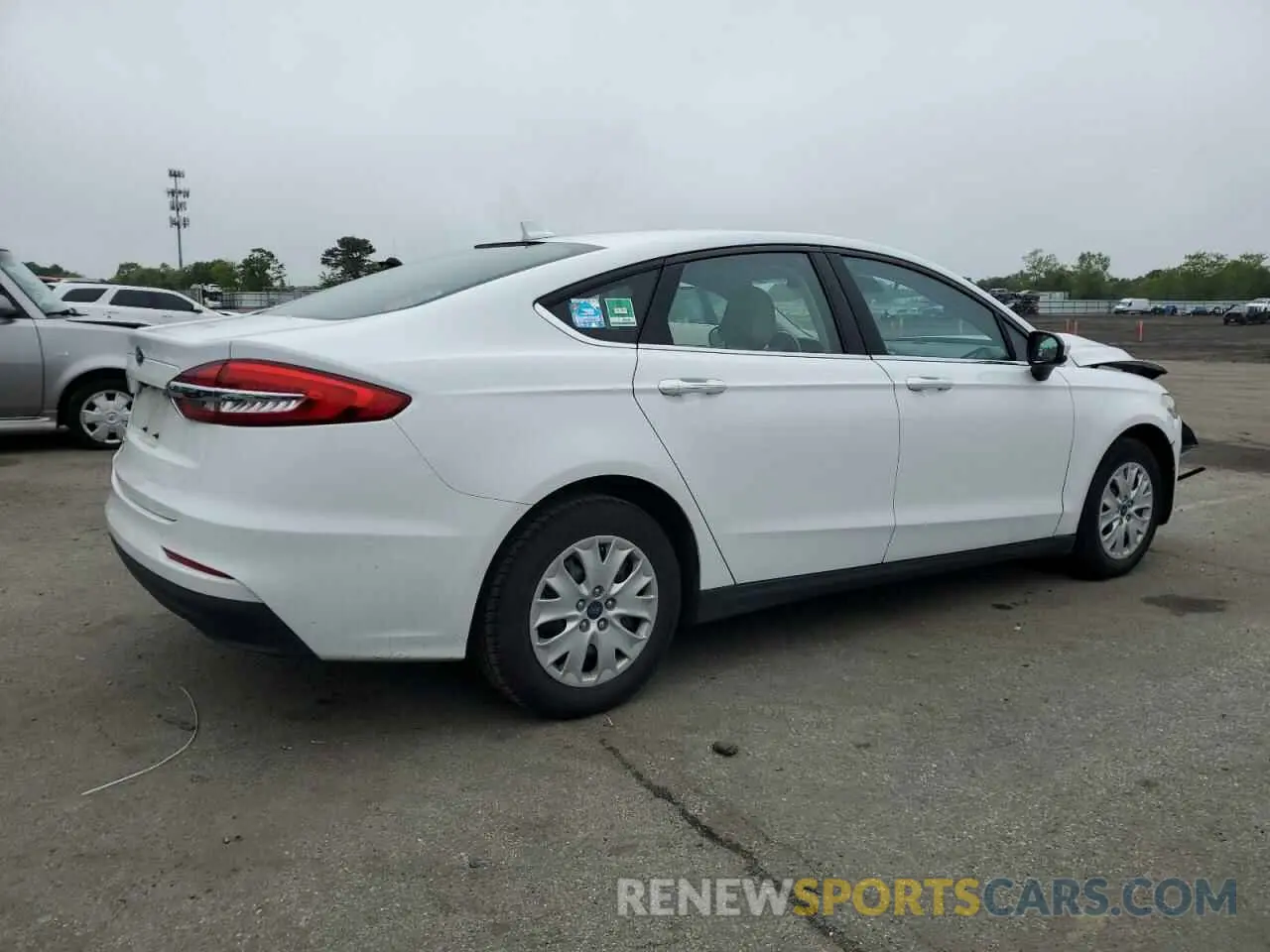 3 Photograph of a damaged car 3FA6P0G71LR227796 FORD FUSION 2020