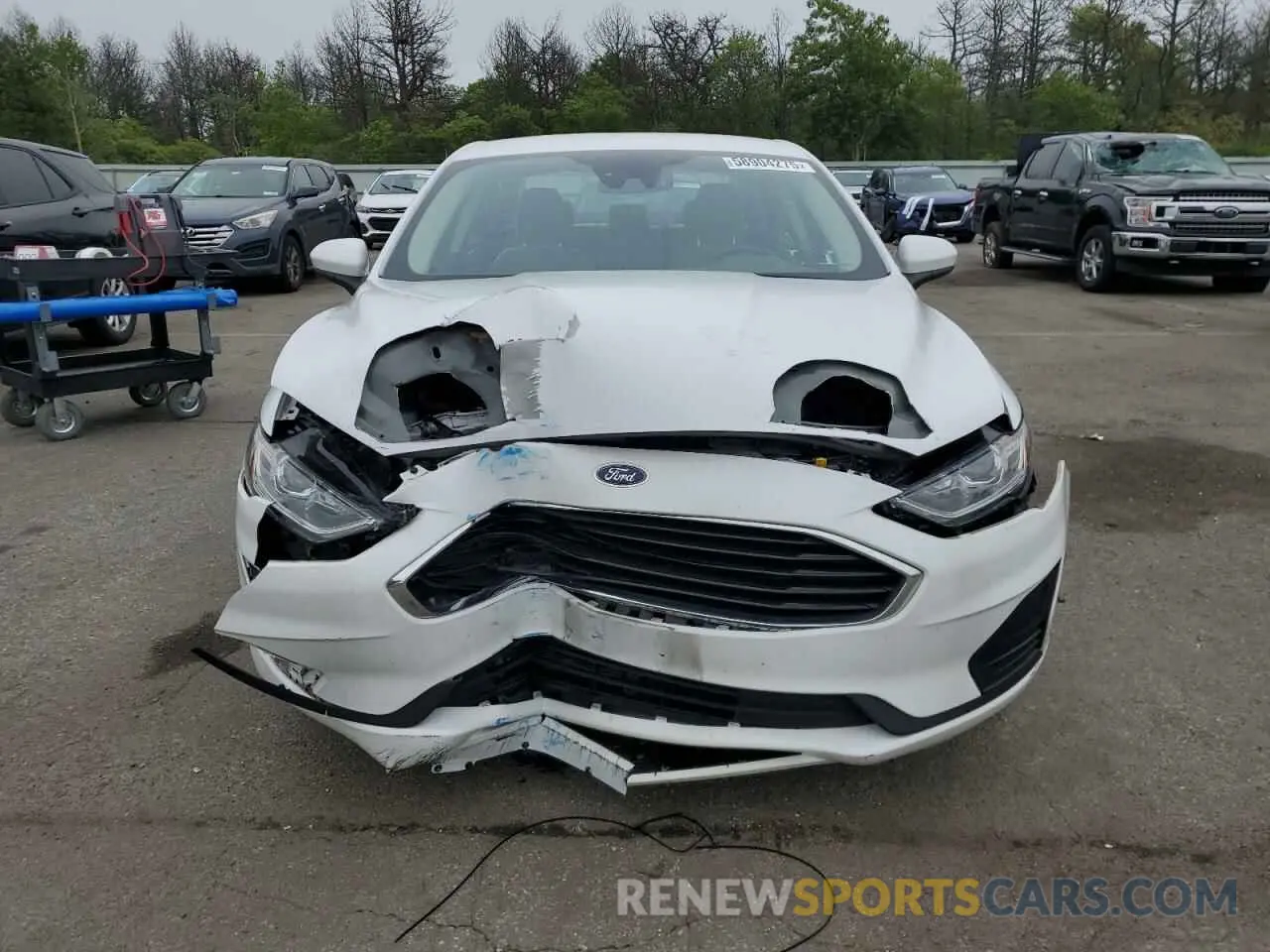 5 Photograph of a damaged car 3FA6P0G71LR227796 FORD FUSION 2020