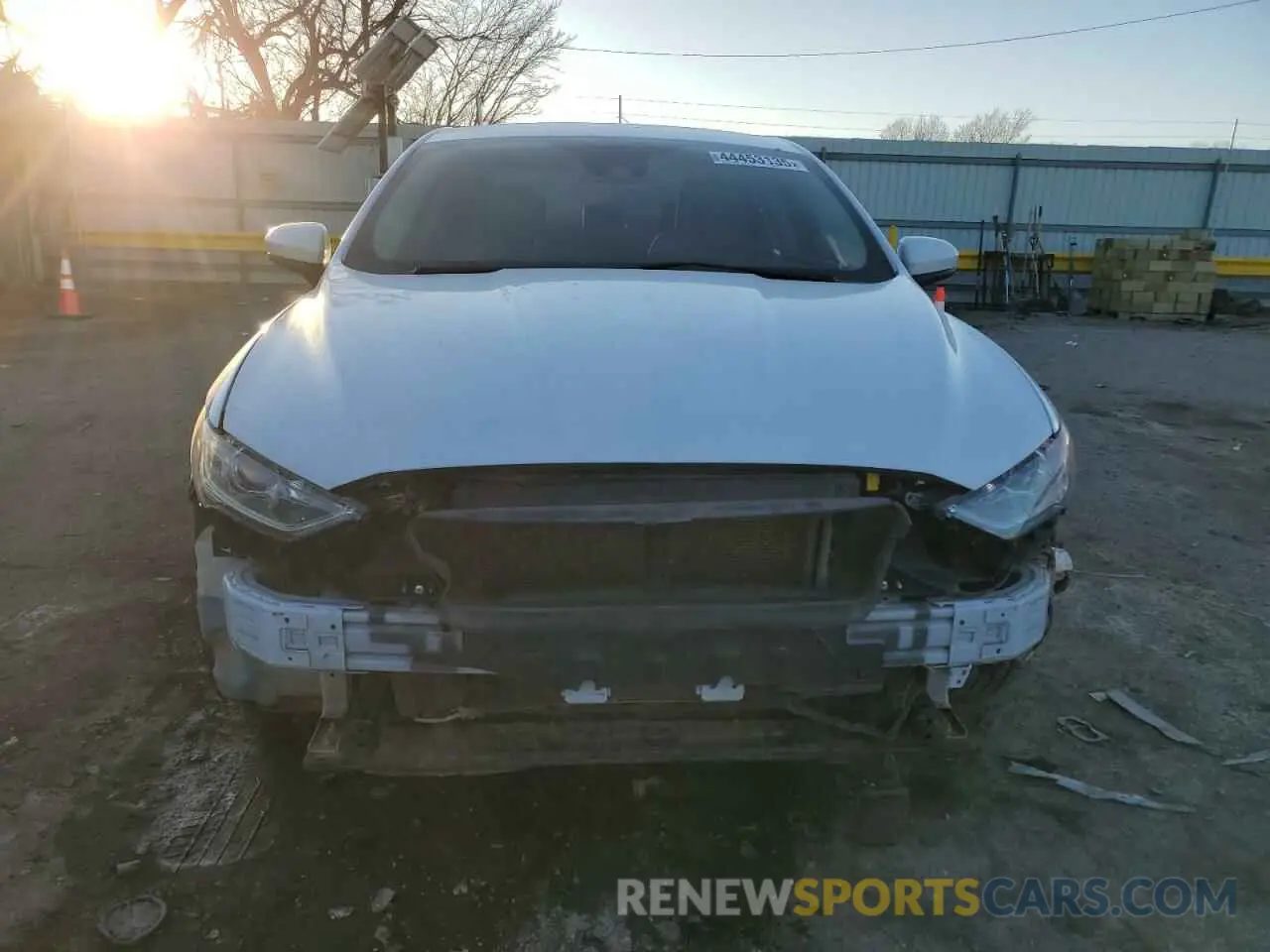 5 Photograph of a damaged car 3FA6P0G71LR232769 FORD FUSION 2020
