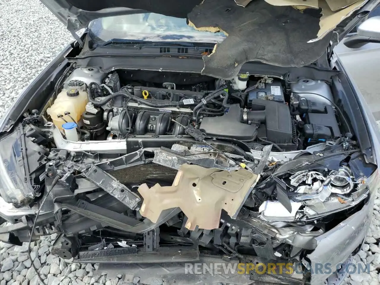 12 Photograph of a damaged car 3FA6P0G73LR104498 FORD FUSION 2020