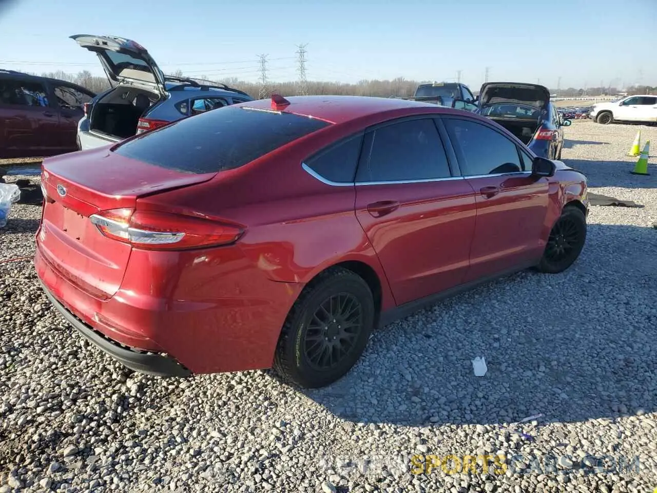 3 Фотография поврежденного автомобиля 3FA6P0G74LR161003 FORD FUSION 2020