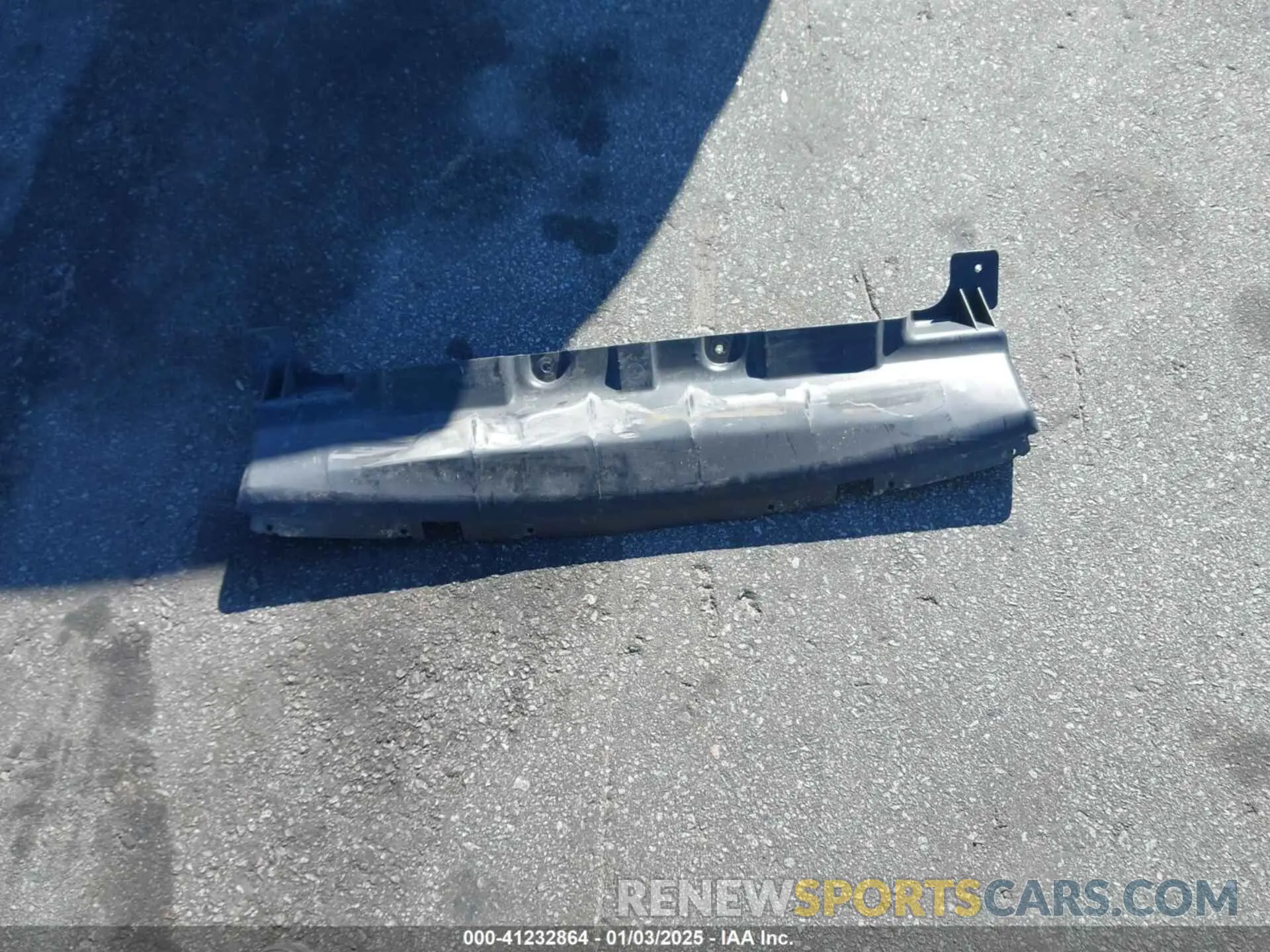 12 Photograph of a damaged car 3FA6P0G74LR201161 FORD FUSION 2020