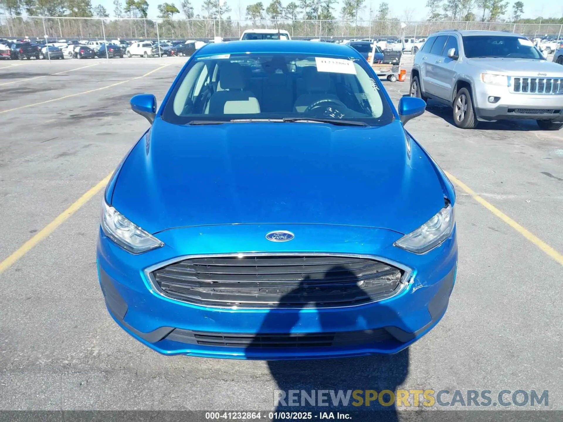 13 Photograph of a damaged car 3FA6P0G74LR201161 FORD FUSION 2020