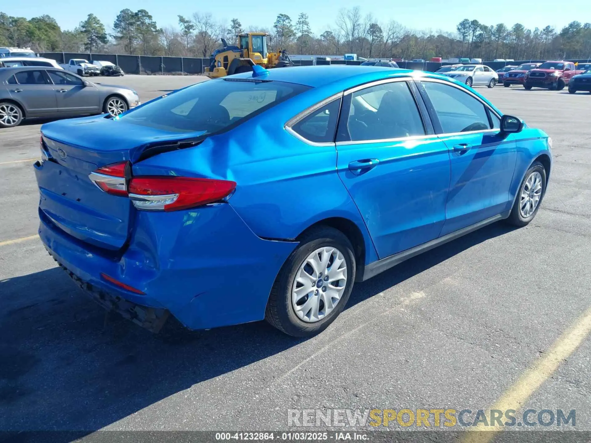 4 Photograph of a damaged car 3FA6P0G74LR201161 FORD FUSION 2020