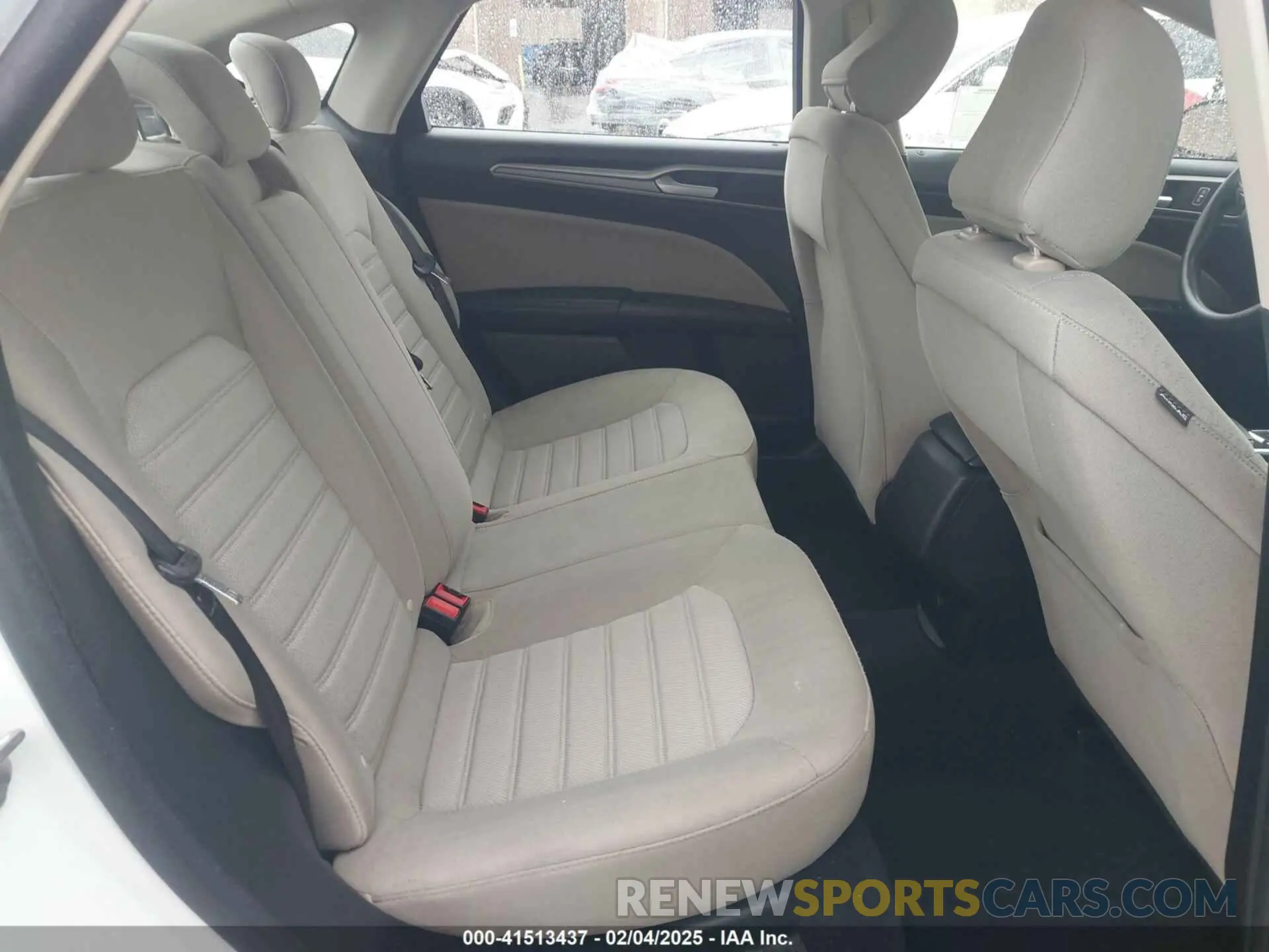 8 Photograph of a damaged car 3FA6P0G75LR153413 FORD FUSION 2020