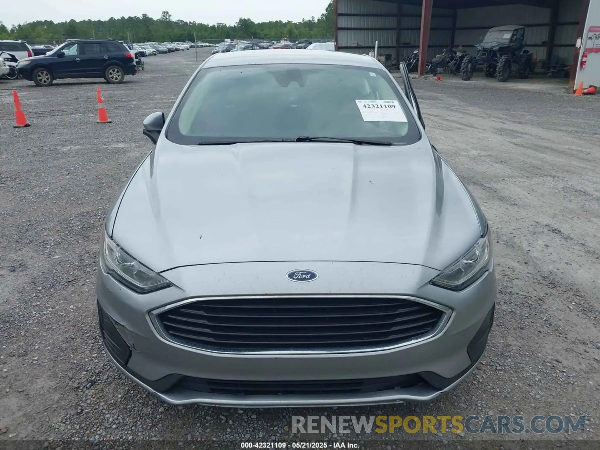 12 Фотография поврежденного автомобиля 3FA6P0G75LR160944 FORD FUSION 2020
