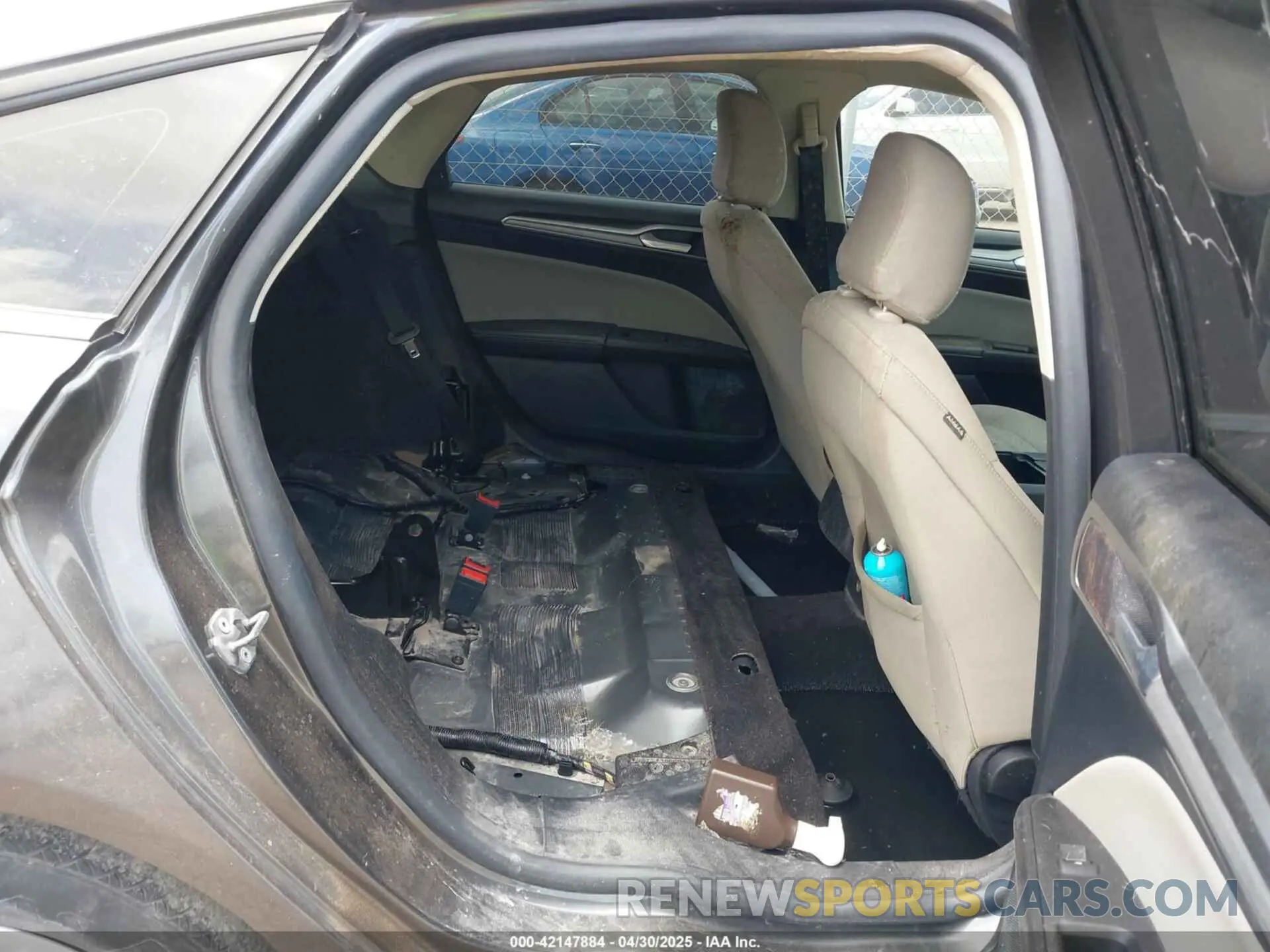8 Фотография поврежденного автомобиля 3FA6P0G76LR228460 FORD FUSION 2020
