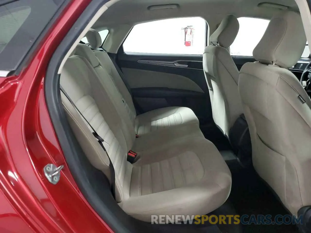 10 Фотография поврежденного автомобиля 3FA6P0G78LR135617 FORD FUSION 2020