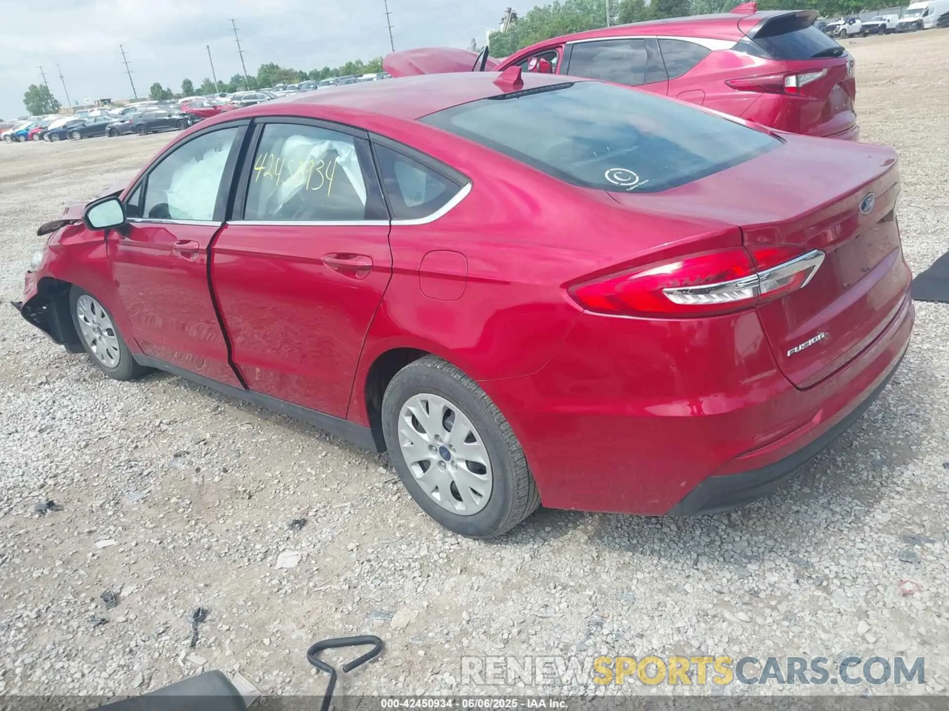 3 Фотография поврежденного автомобиля 3FA6P0G7XLR100867 FORD FUSION 2020