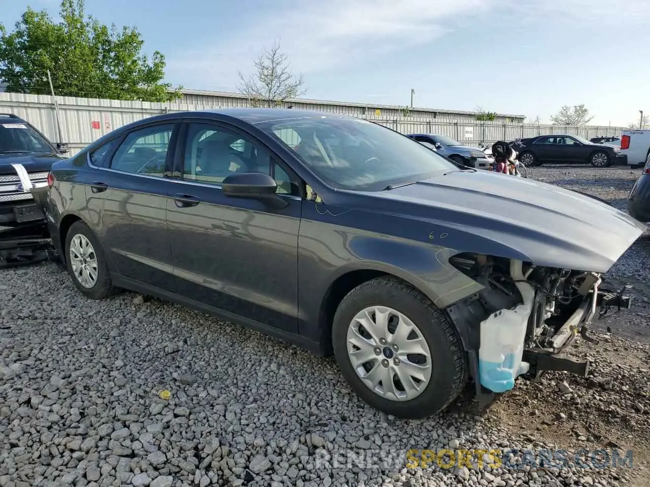 4 Фотография поврежденного автомобиля 3FA6P0G7XLR106796 FORD FUSION 2020