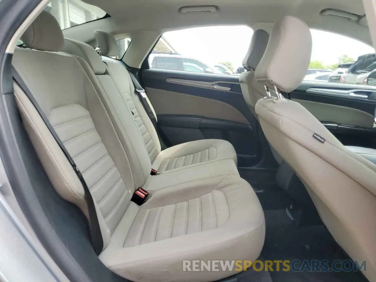 10 Фотография поврежденного автомобиля 3FA6P0G7XLR266631 FORD FUSION 2020
