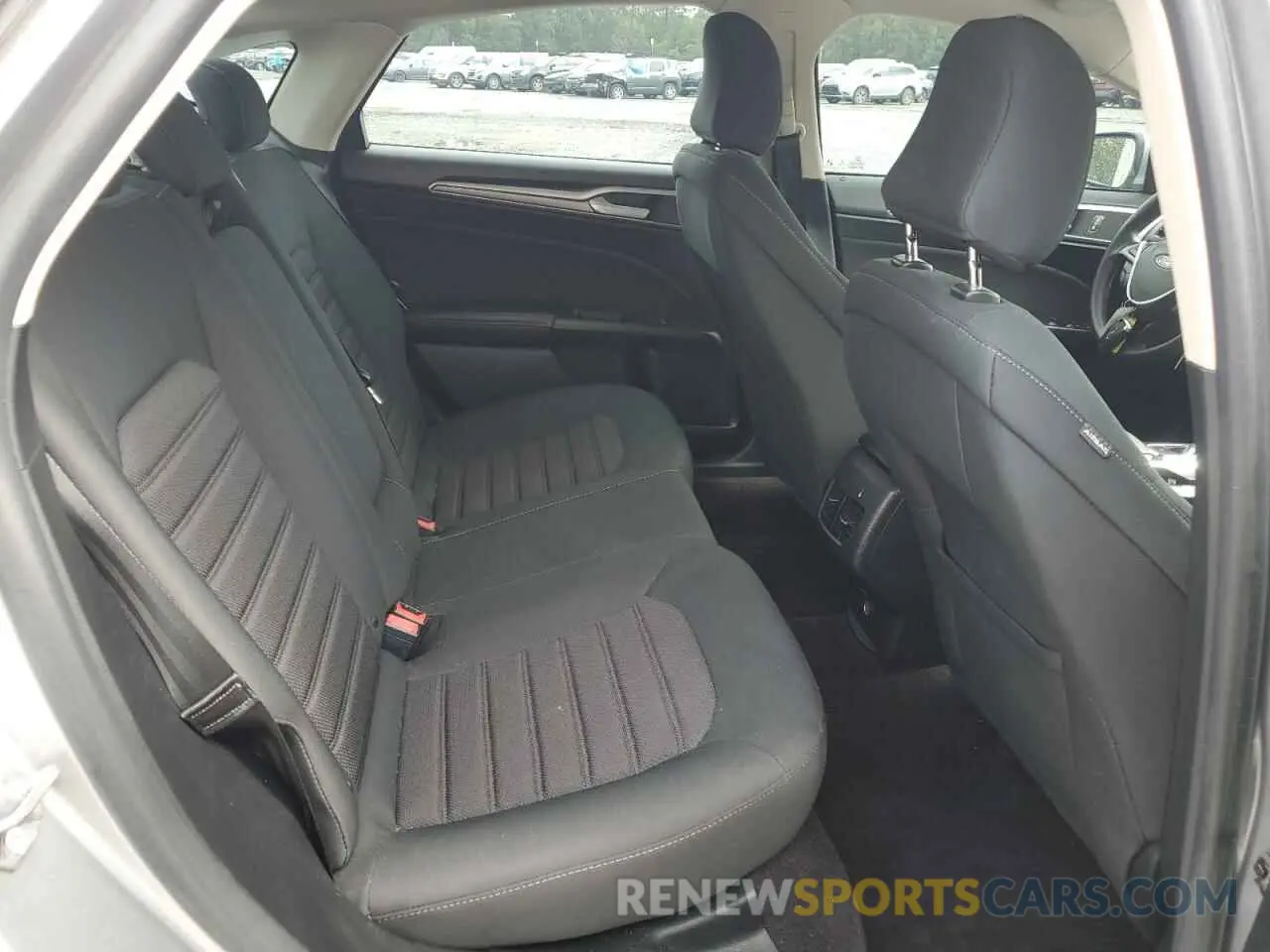 10 Фотография поврежденного автомобиля 3FA6P0H71LR207241 FORD FUSION 2020