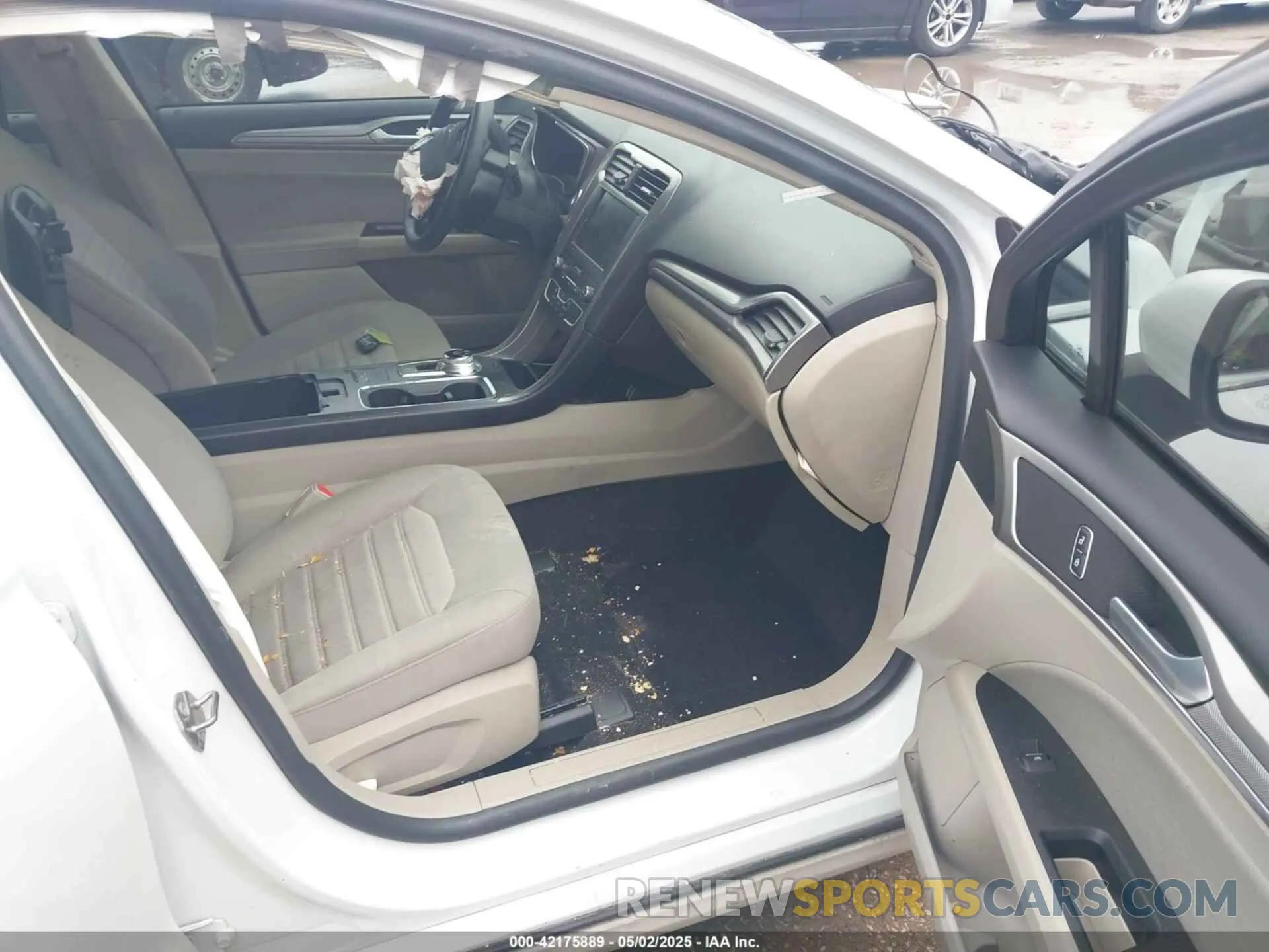 5 Фотография поврежденного автомобиля 3FA6P0H76LR154018 FORD FUSION 2020