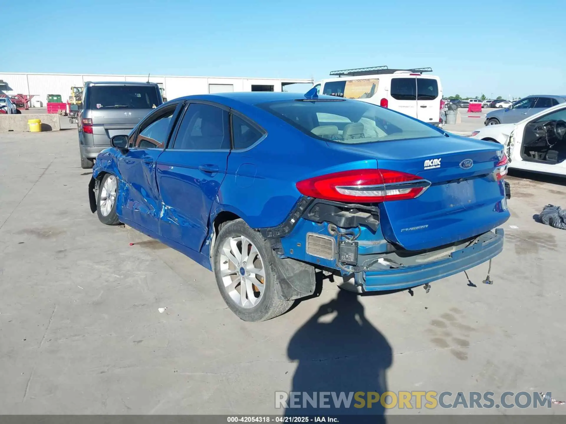 6 Photograph of a damaged car 3FA6P0H77LR153539 FORD FUSION 2020