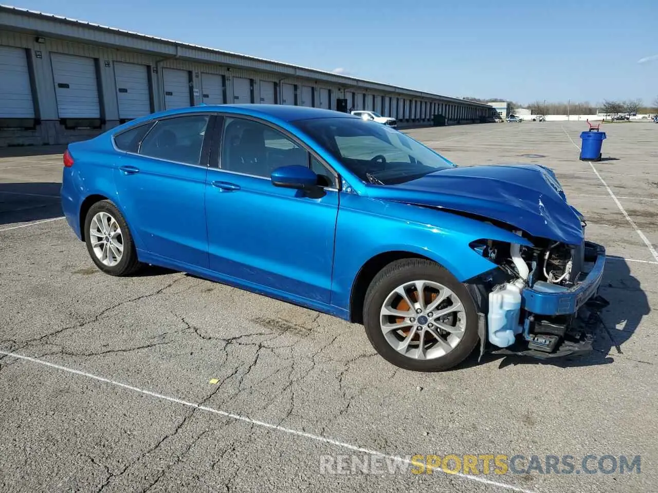 4 Фотография поврежденного автомобиля 3FA6P0HD0LR108867 FORD FUSION 2020