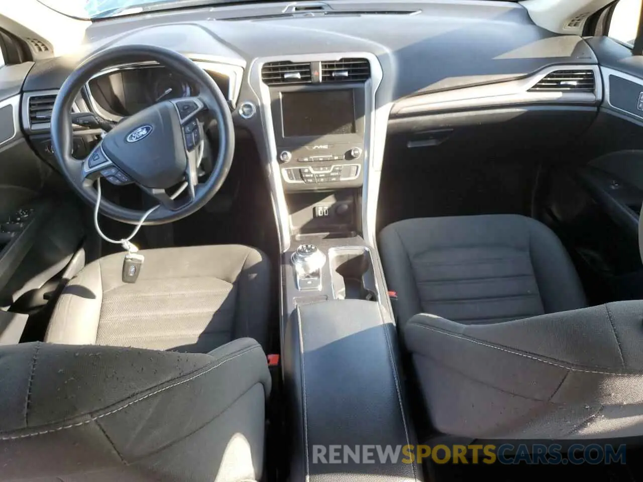 8 Фотография поврежденного автомобиля 3FA6P0HD0LR108867 FORD FUSION 2020