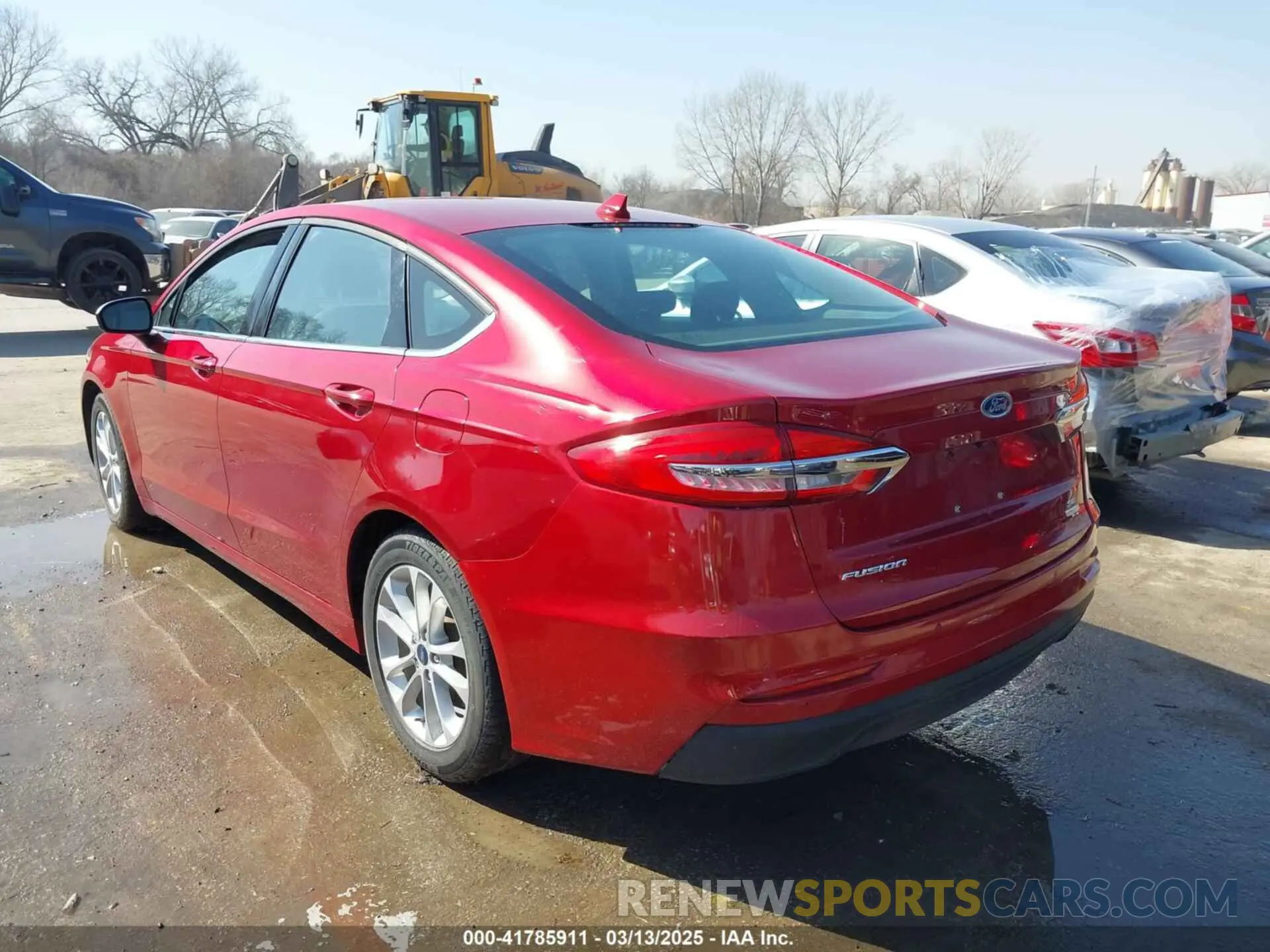 3 Photograph of a damaged car 3FA6P0HD0LR129556 FORD FUSION 2020
