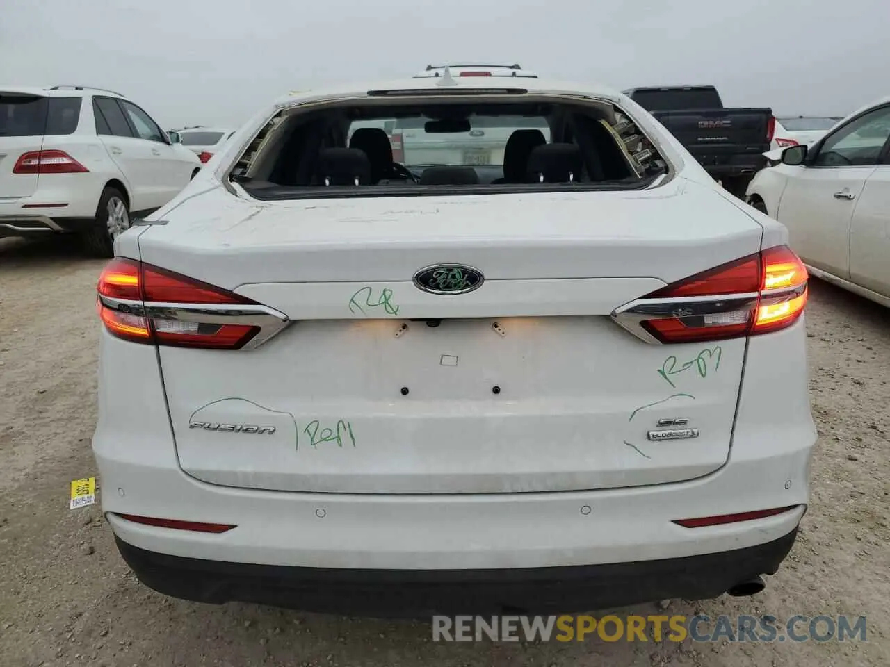 6 Фотография поврежденного автомобиля 3FA6P0HD0LR136202 FORD FUSION 2020