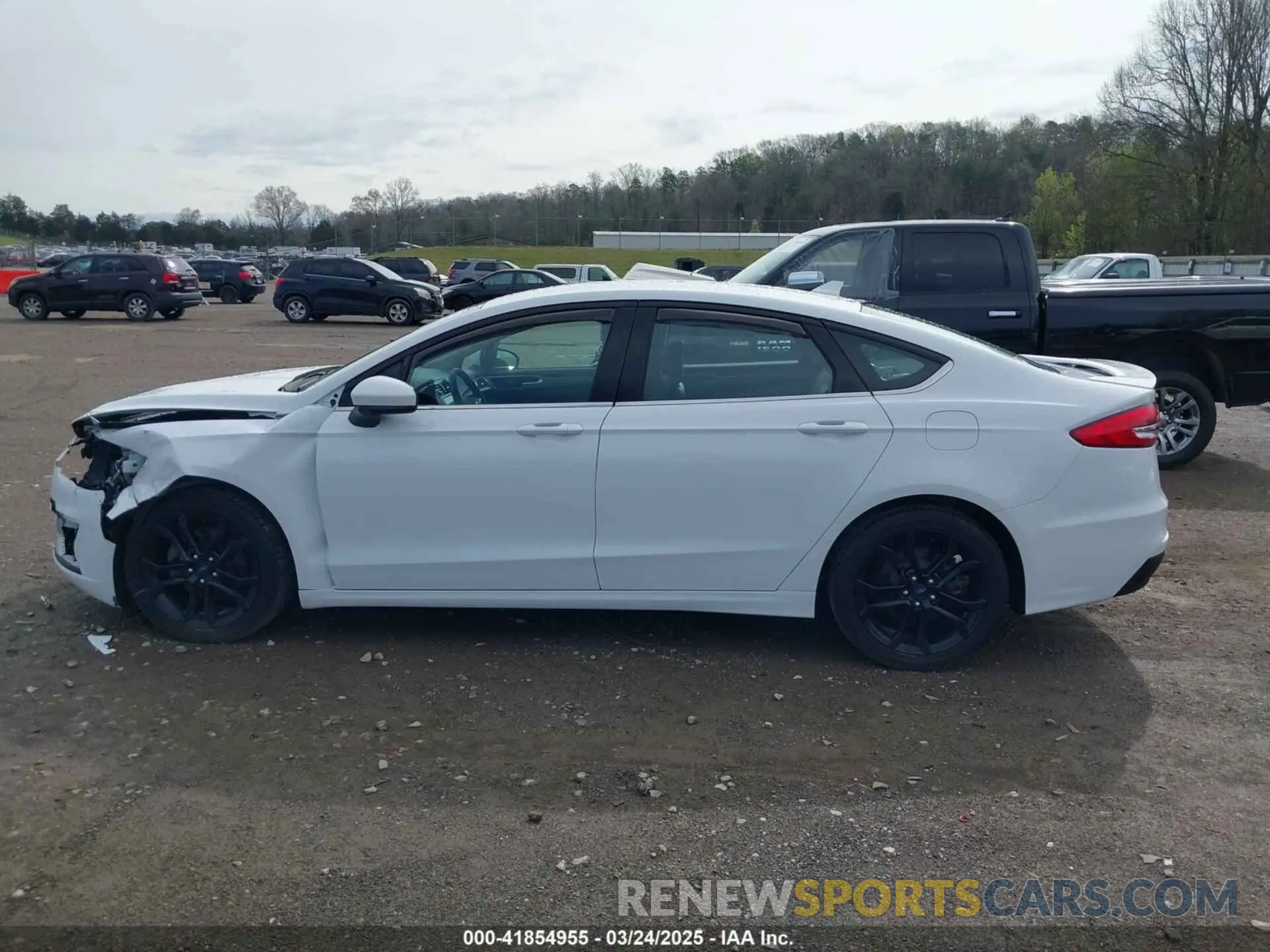 14 Фотография поврежденного автомобиля 3FA6P0HD0LR143408 FORD FUSION 2020