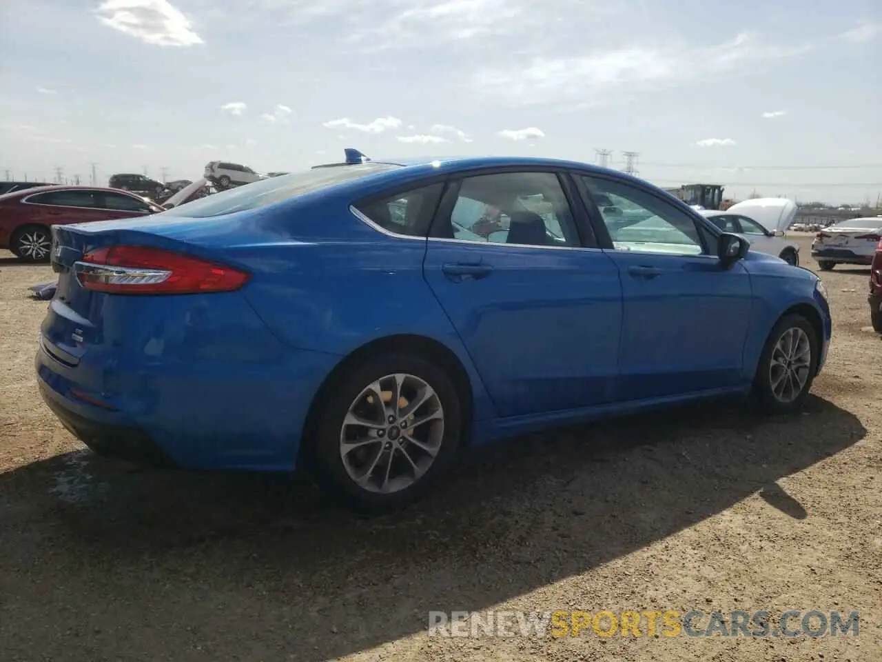 3 Фотография поврежденного автомобиля 3FA6P0HD0LR167613 FORD FUSION 2020