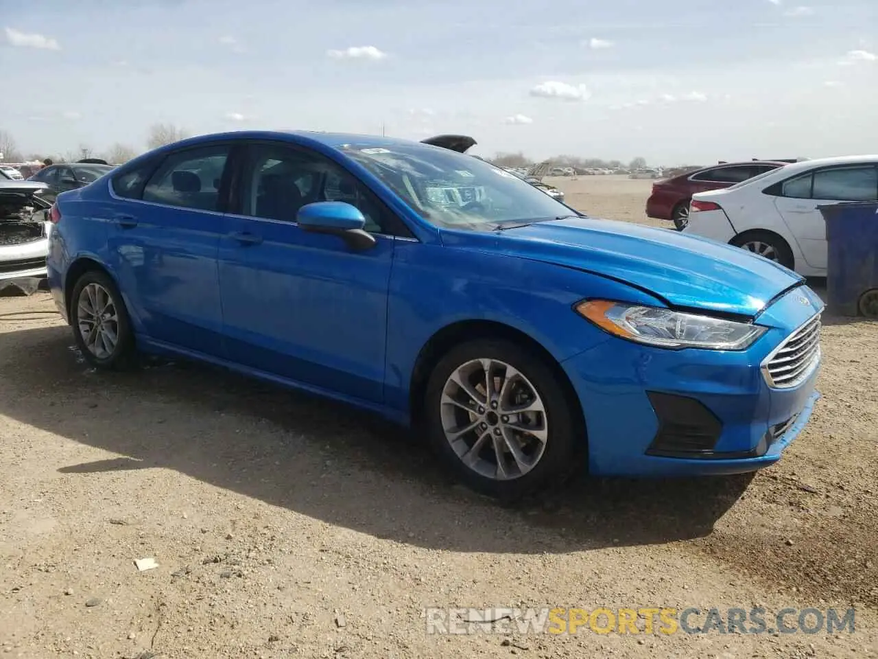 4 Фотография поврежденного автомобиля 3FA6P0HD0LR167613 FORD FUSION 2020