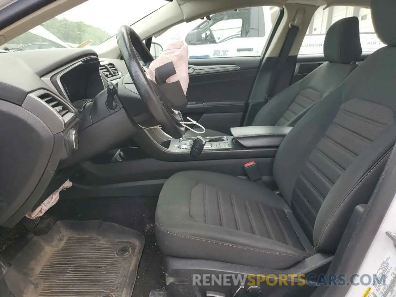 7 Photograph of a damaged car 3FA6P0HD0LR187196 FORD FUSION 2020