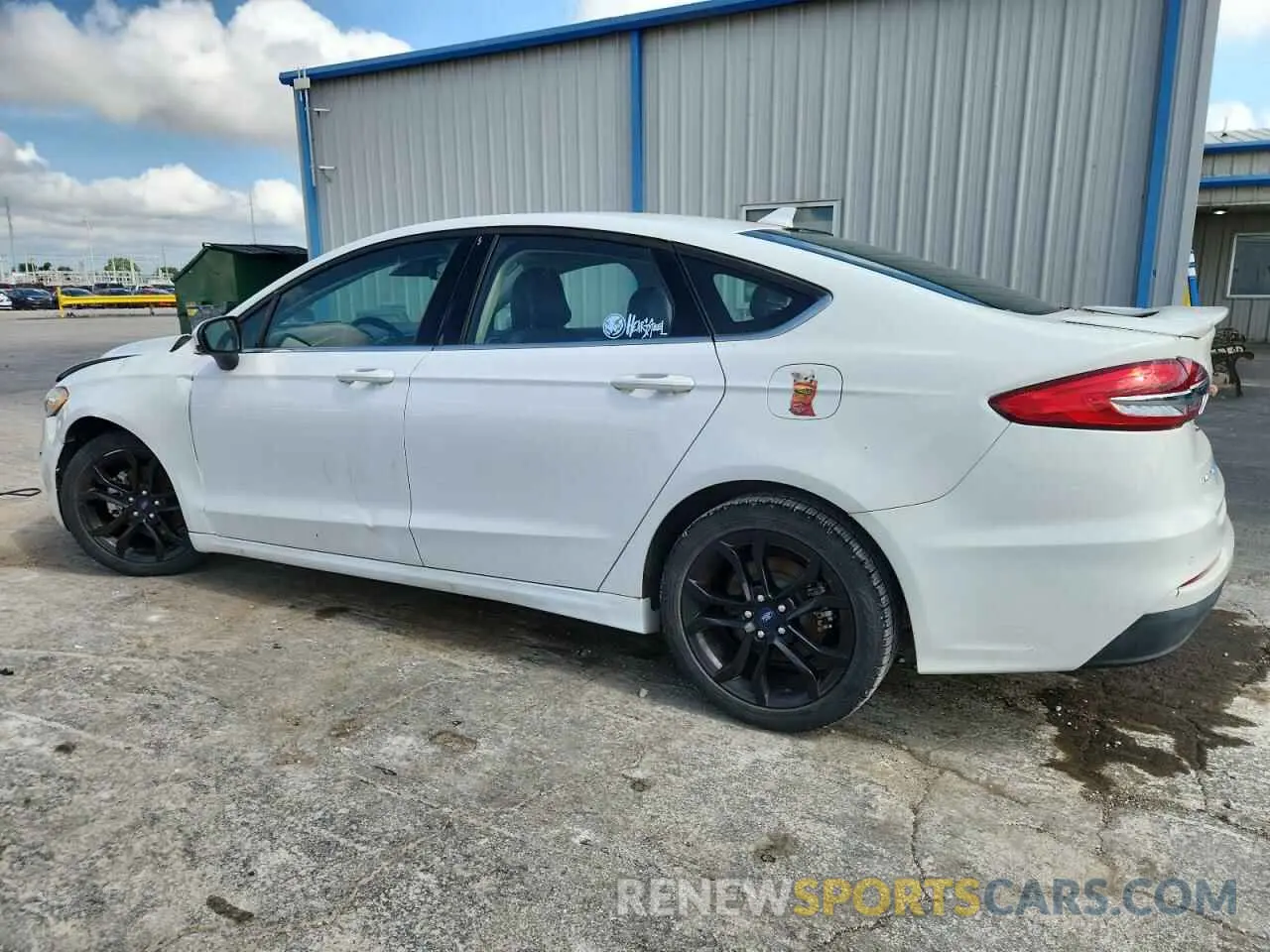 2 Photograph of a damaged car 3FA6P0HD0LR222934 FORD FUSION 2020