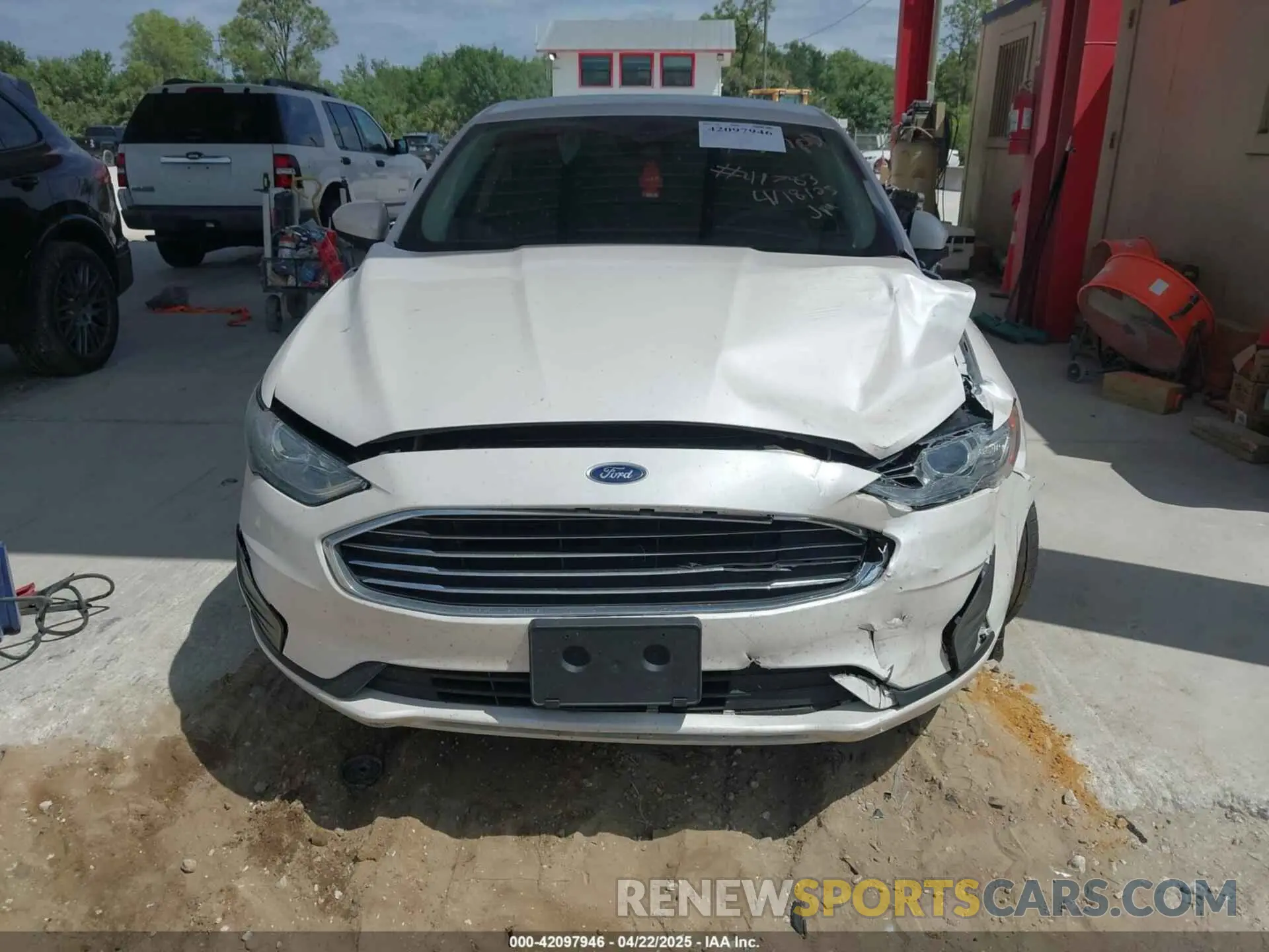 12 Фотография поврежденного автомобиля 3FA6P0HD0LR264147 FORD FUSION 2020