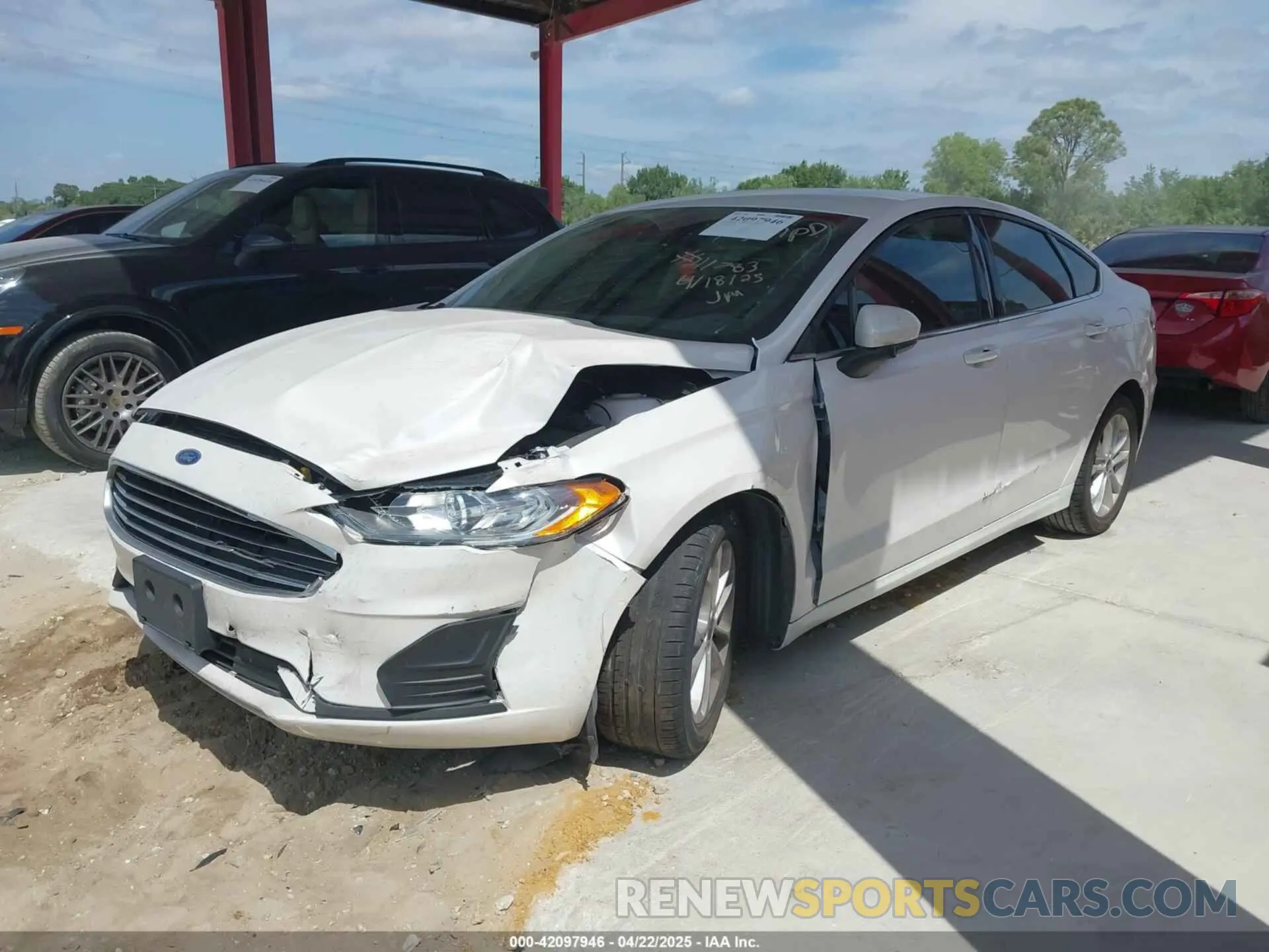 2 Фотография поврежденного автомобиля 3FA6P0HD0LR264147 FORD FUSION 2020