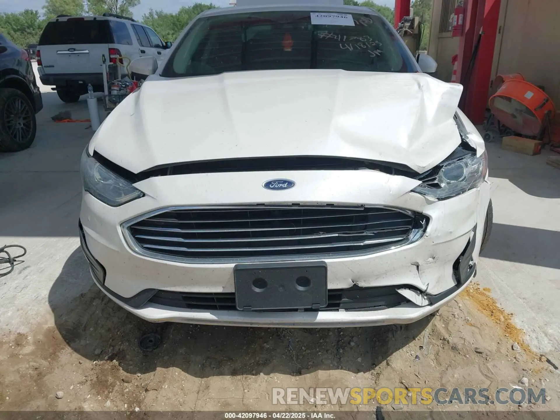 6 Фотография поврежденного автомобиля 3FA6P0HD0LR264147 FORD FUSION 2020